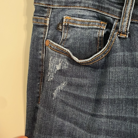 Judy Blue Jeans Womens 15/32 Relaxed Fit Distressed dark Wash JB82251DK - Picture 3 of 8